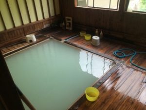 豊国館は「私をスキーに連れって」のロケ地だった？